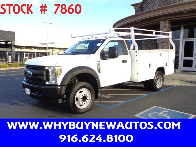 Used 2018 Ford F550 2WD Regular Cab Super Duty image 1