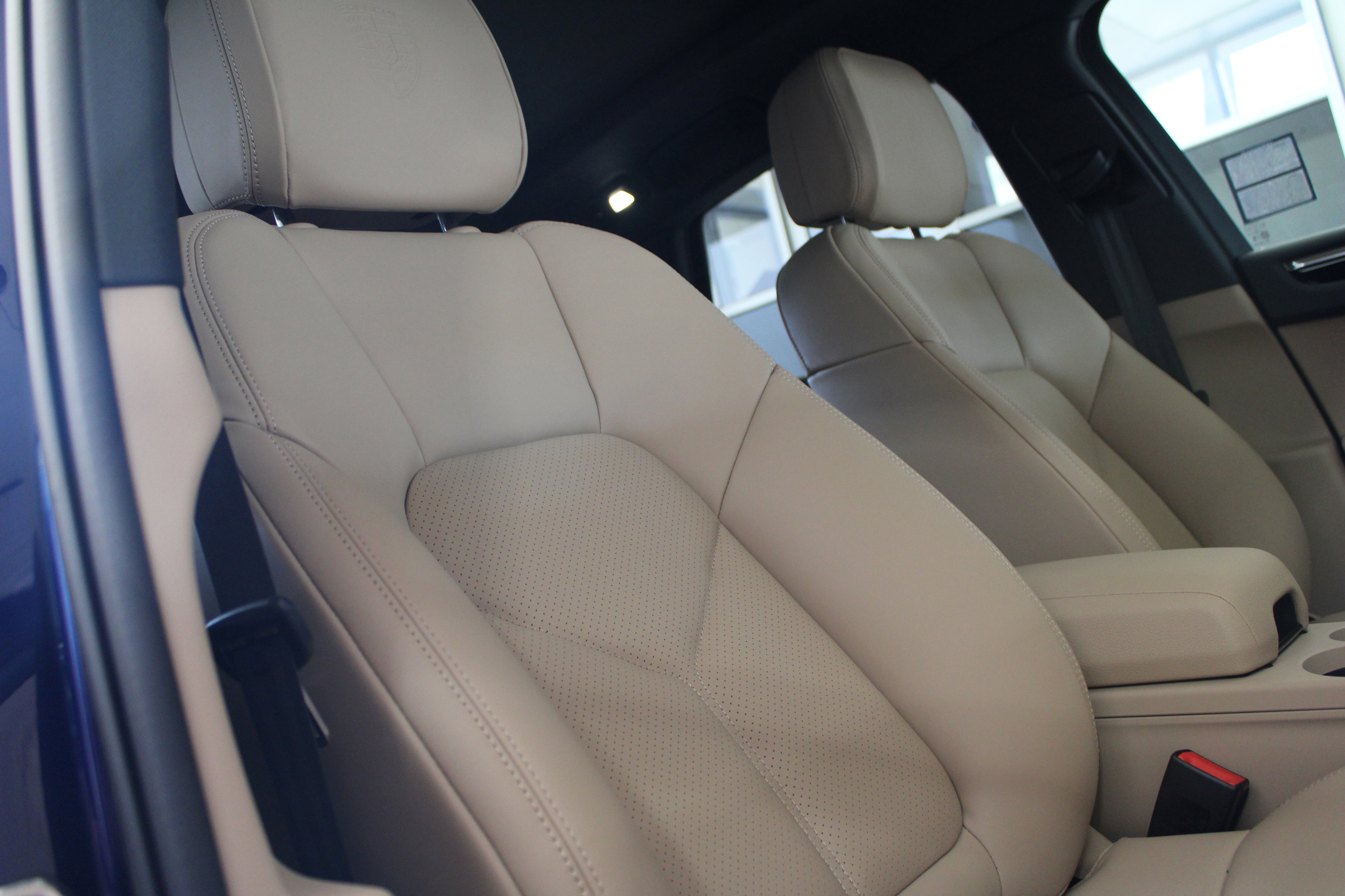 New 2026 Porsche Macan image 37