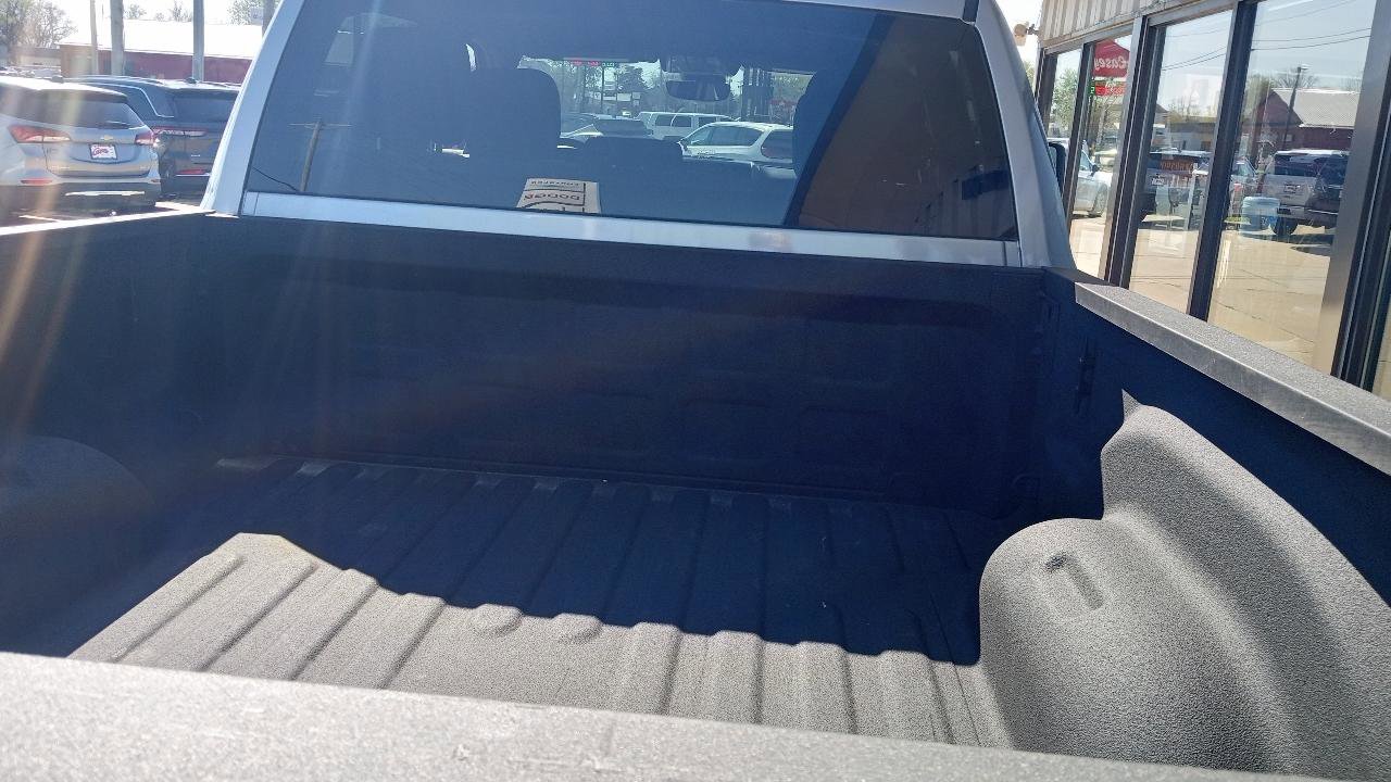 Used 2024 RAM 2500 Big Horn w/ Bed Utility Group image 5