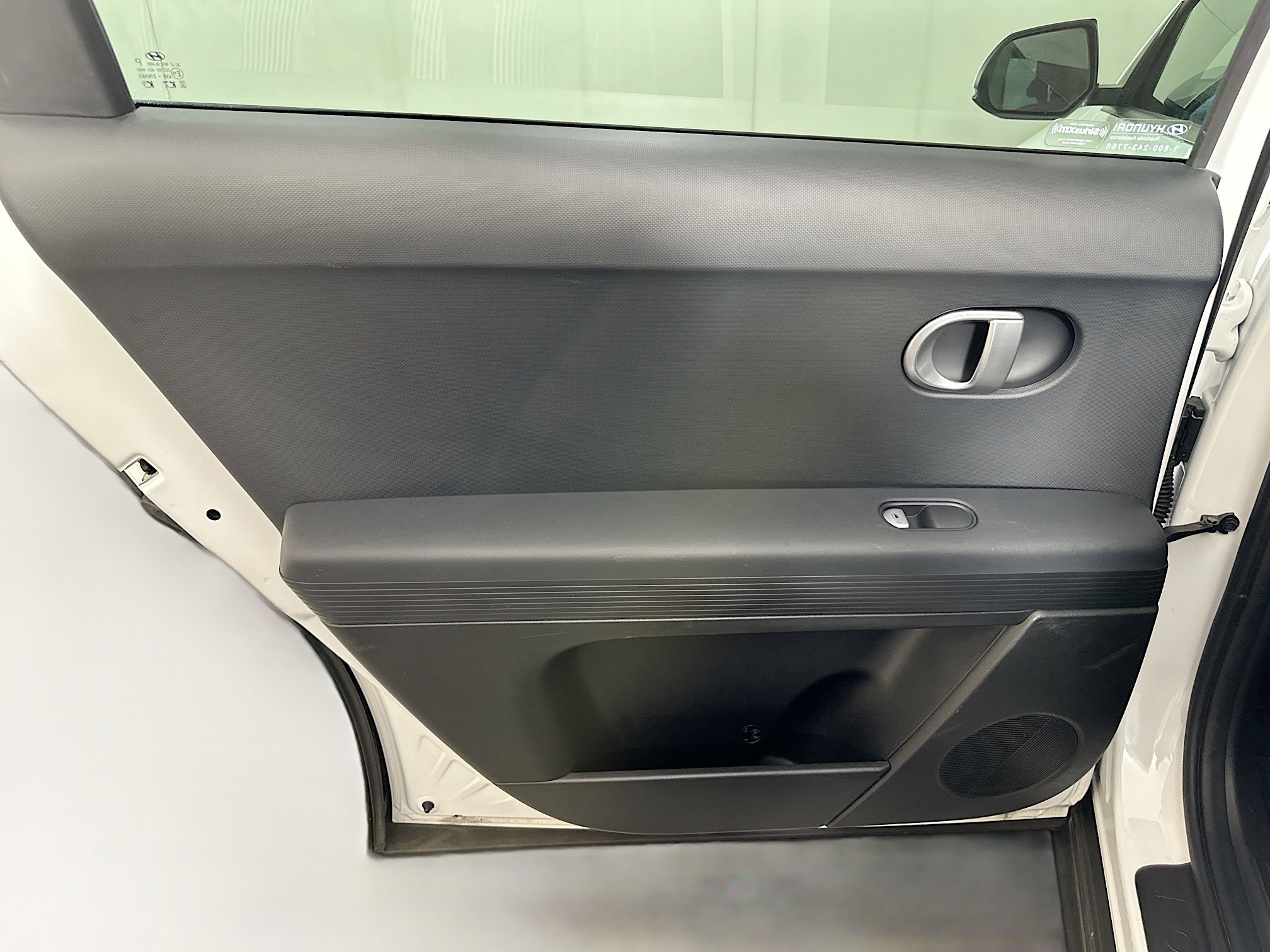 Used 2024 Hyundai Ioniq 5 SE RWD image 26