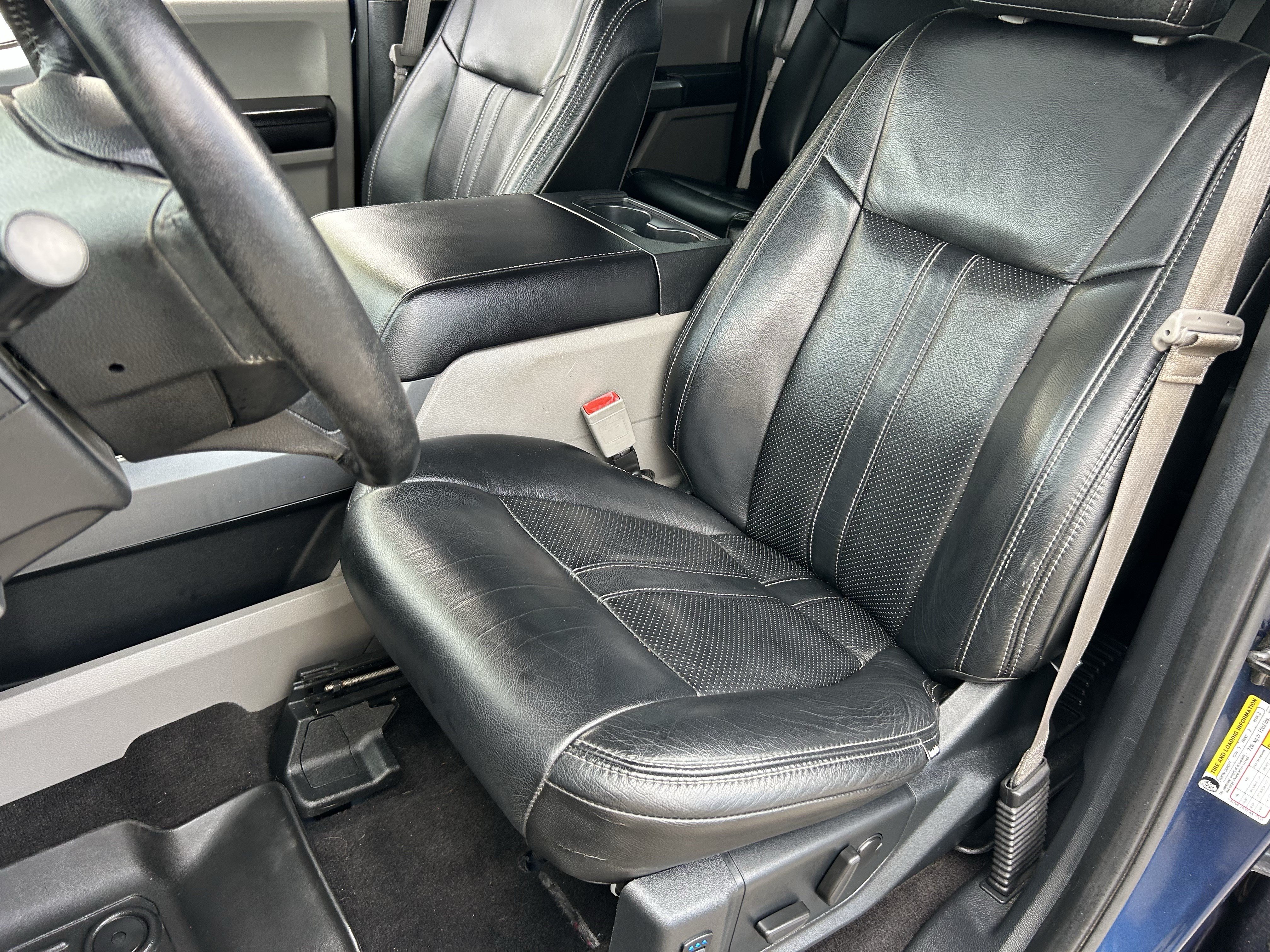 Used 2020 Ford F150 XLT w/ Equipment Group 302A Luxury RWD image 18