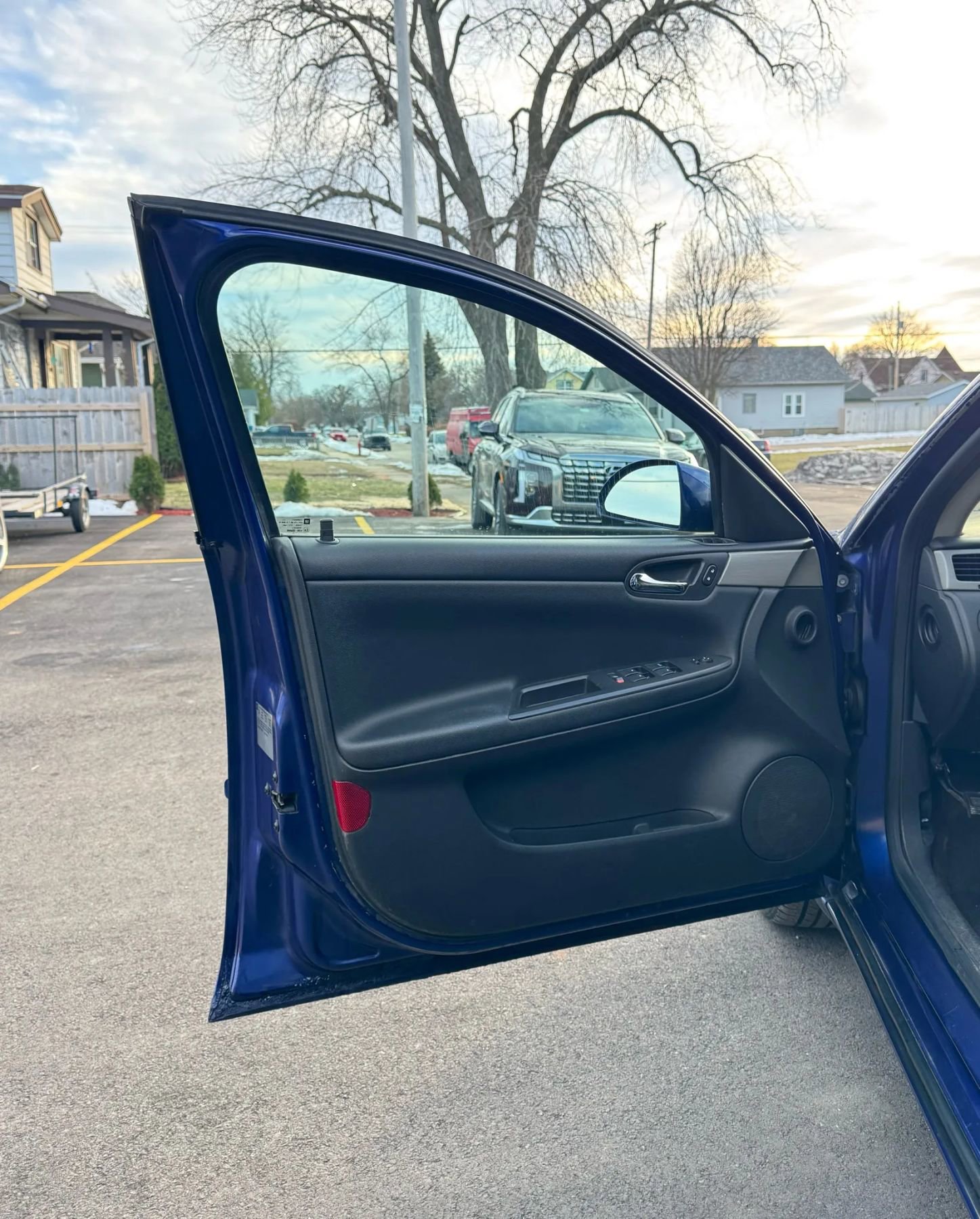 Used 2007 Chevrolet Impala LT image 9
