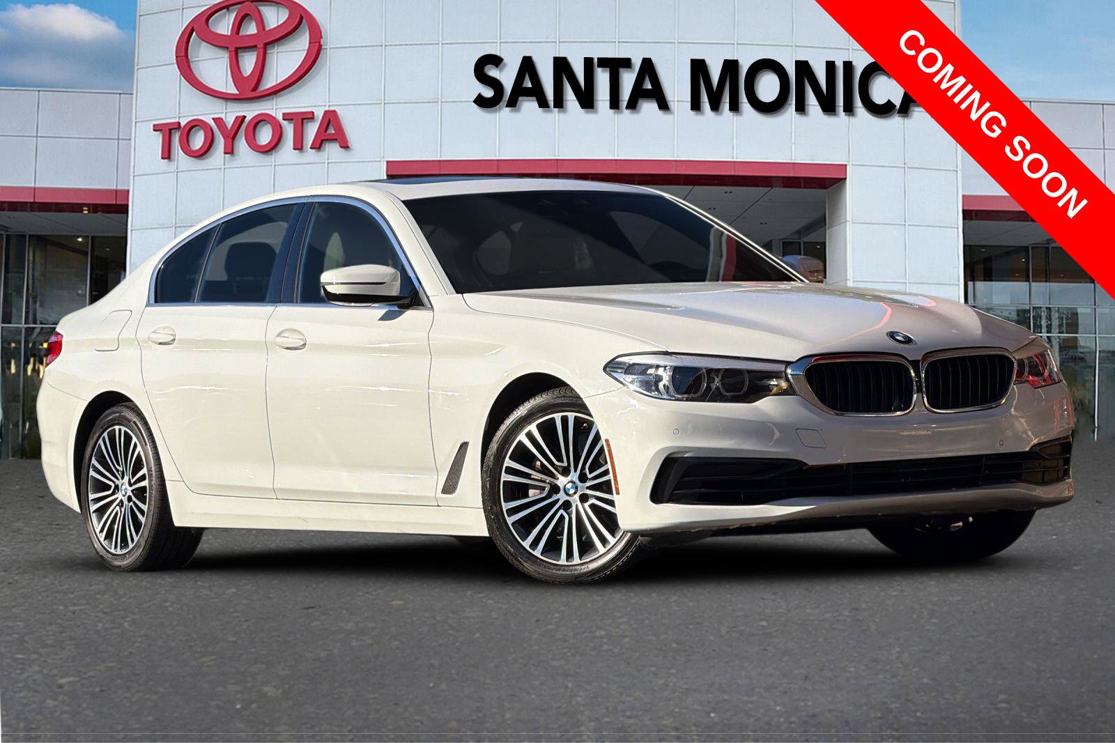 Used 2020 BMW 530e w/ Premium Package RWD image 1
