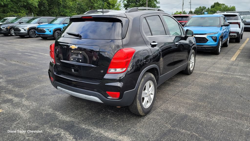 Used 2019 Chevrolet Trax LT w/ LT Convenience Package FWD image 6