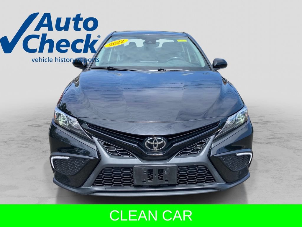 Used 2022 Toyota Camry SE FWD image 9