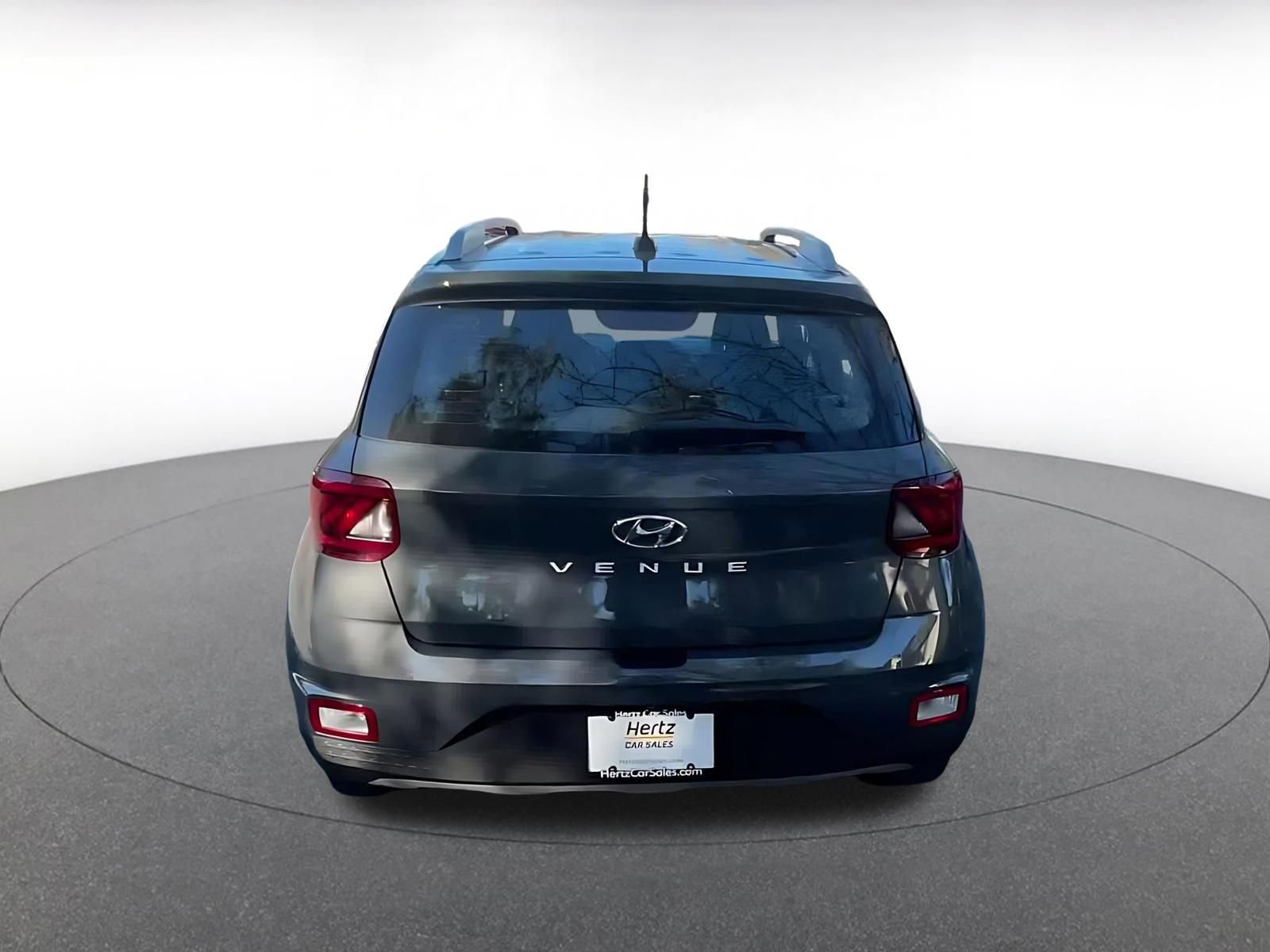 Used 2025 Hyundai Venue SEL image 12