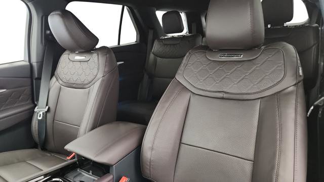 New 2026 Ford Explorer Platinum w/ LUX Leather Package image 10