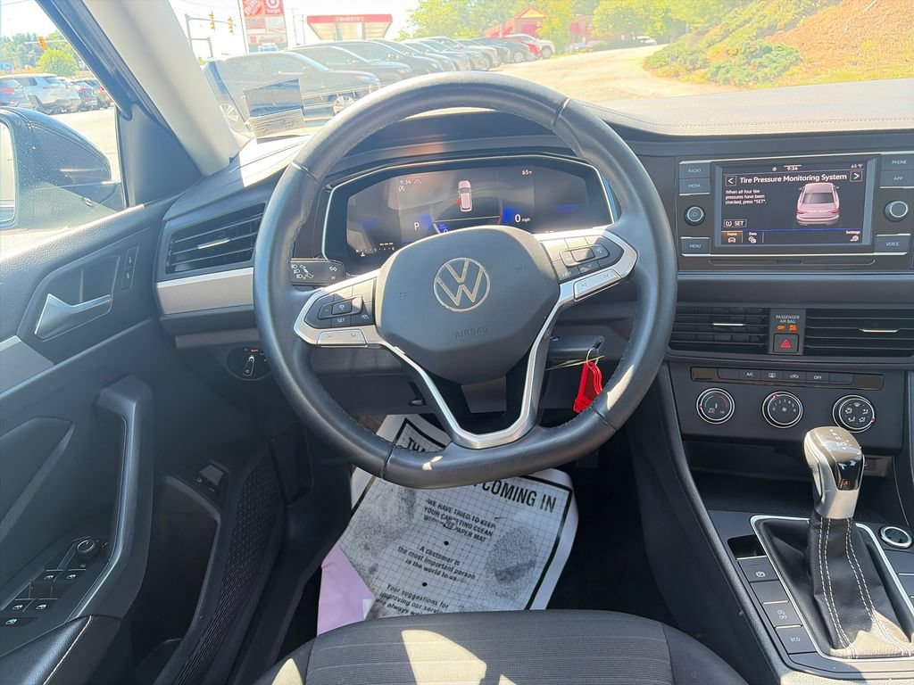 Used 2024 Volkswagen Jetta S FWD image 13