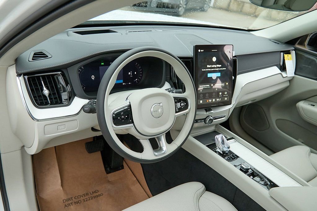 New 2026 Volvo XC60 B5 Ultra w/ Protection Package Premier image 12