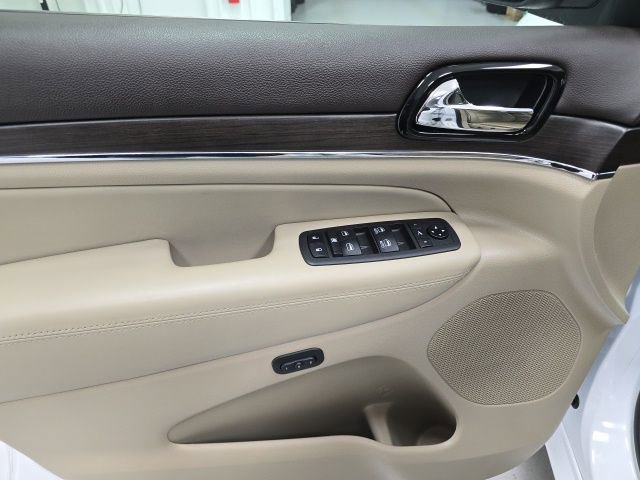 Used 2021 Jeep Grand Cherokee Overland image 21