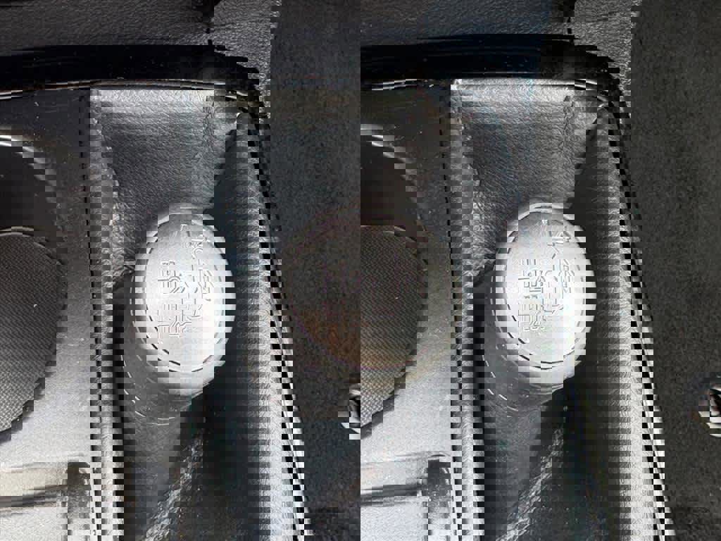 Used 2024 Toyota 4Runner TRD Off-Road Premium image 18