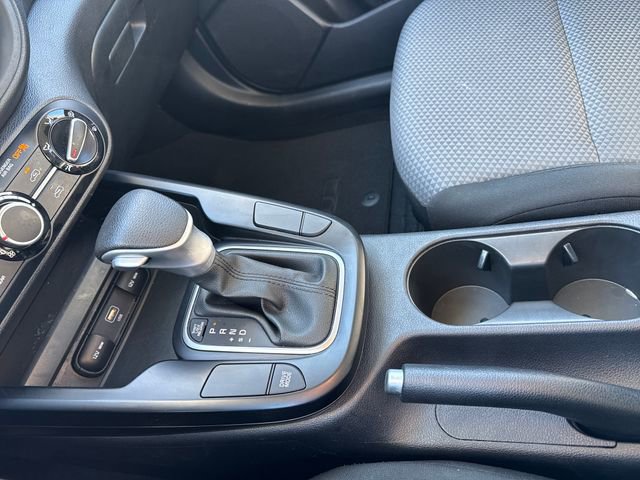 Used 2023 Kia Soul LX w/ LX Technology Package FWD image 24