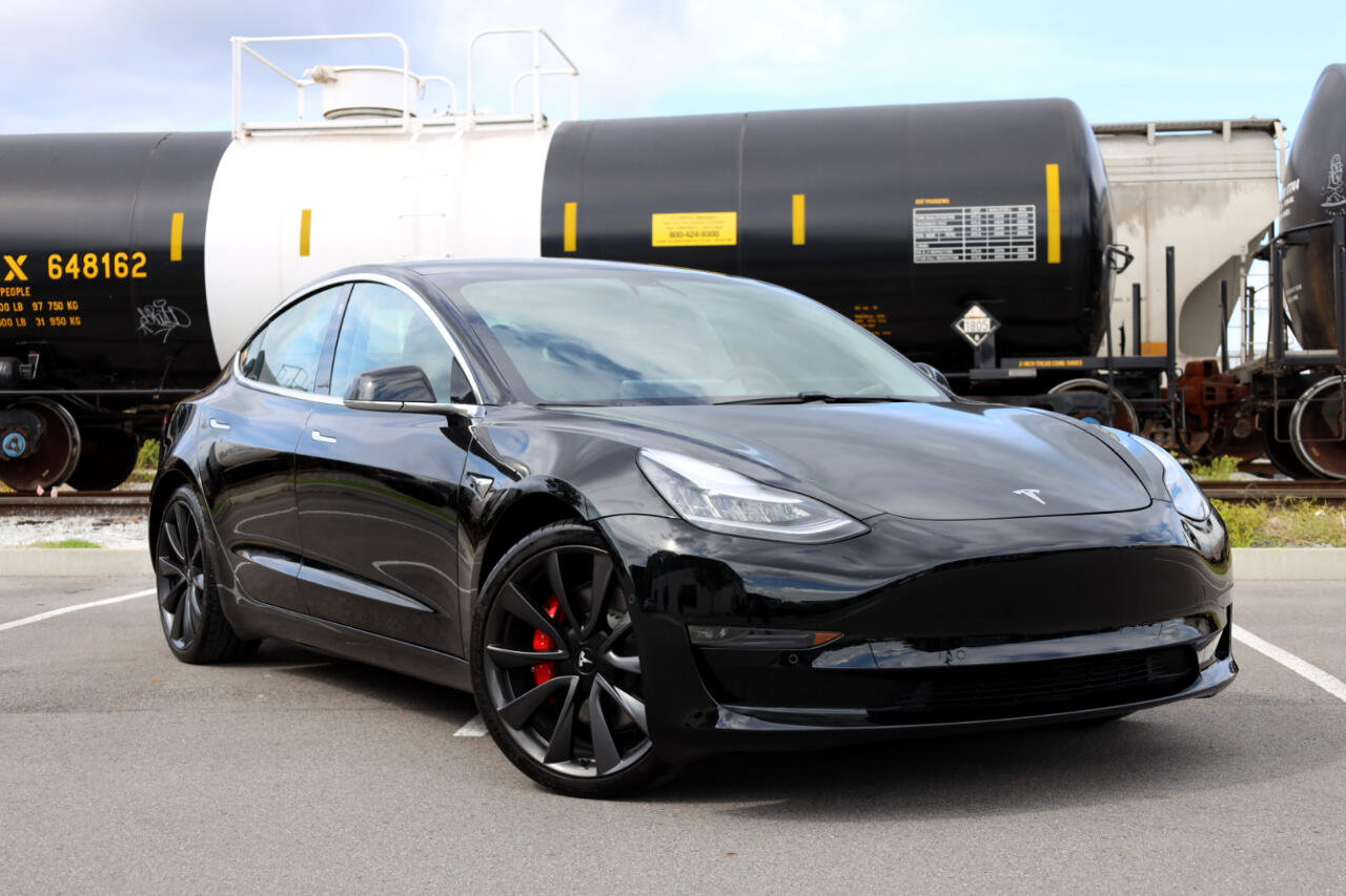 Used 2020 Tesla Model 3 Performance image 28