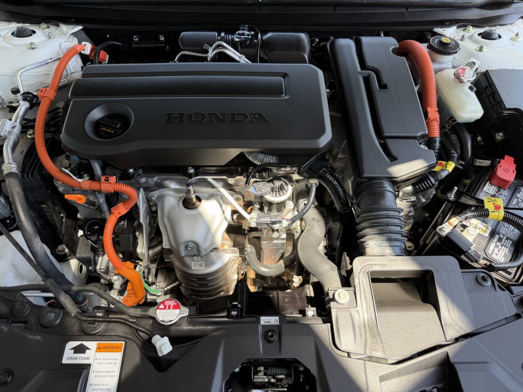 Used 2024 Honda Accord Sport image 39