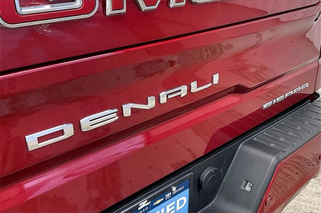 Certified 2022 GMC Sierra 1500 Denali w/ Denali Premium Package image 9