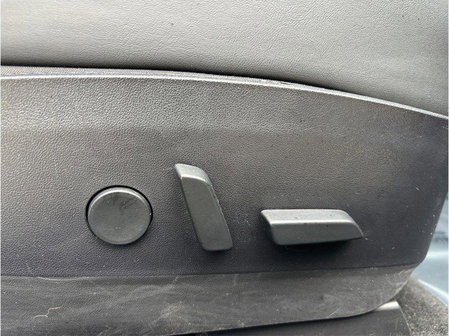 Used 2018 Tesla Model 3 Mid Range image 39