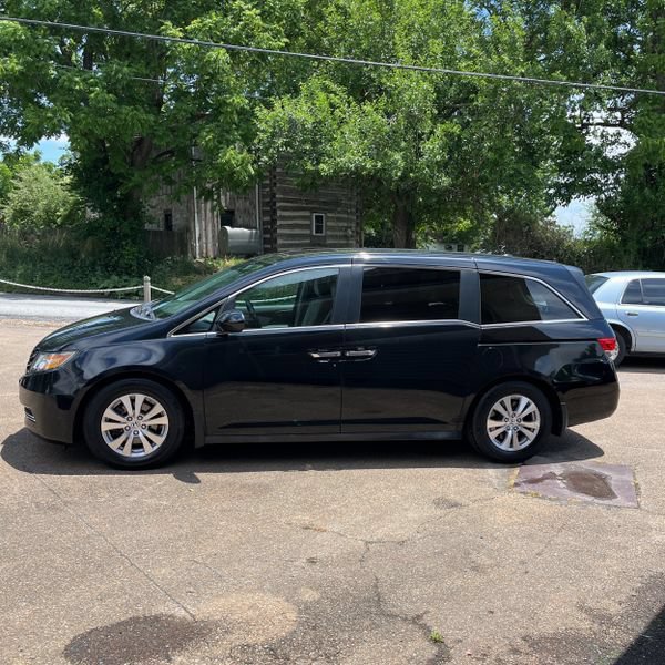 Used 2015 Honda Odyssey EX-L image 2