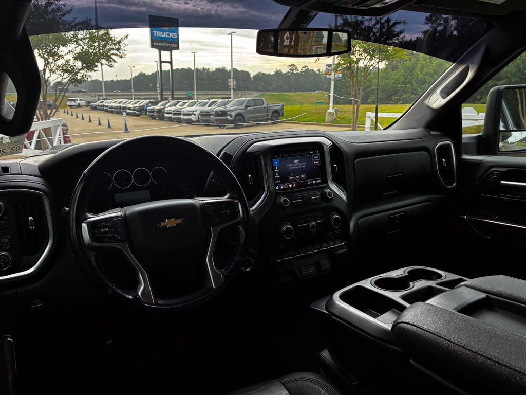 Used 2022 Chevrolet Silverado 2500 LT w/ Texas Edition AWD/4WD image 18