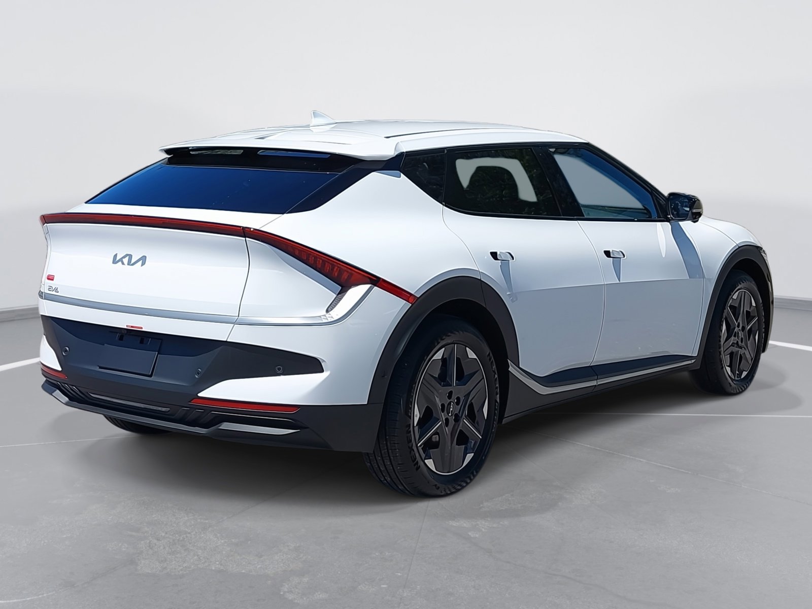 New 2025 Kia EV6 Light w/ Light LR Technology Package image 5