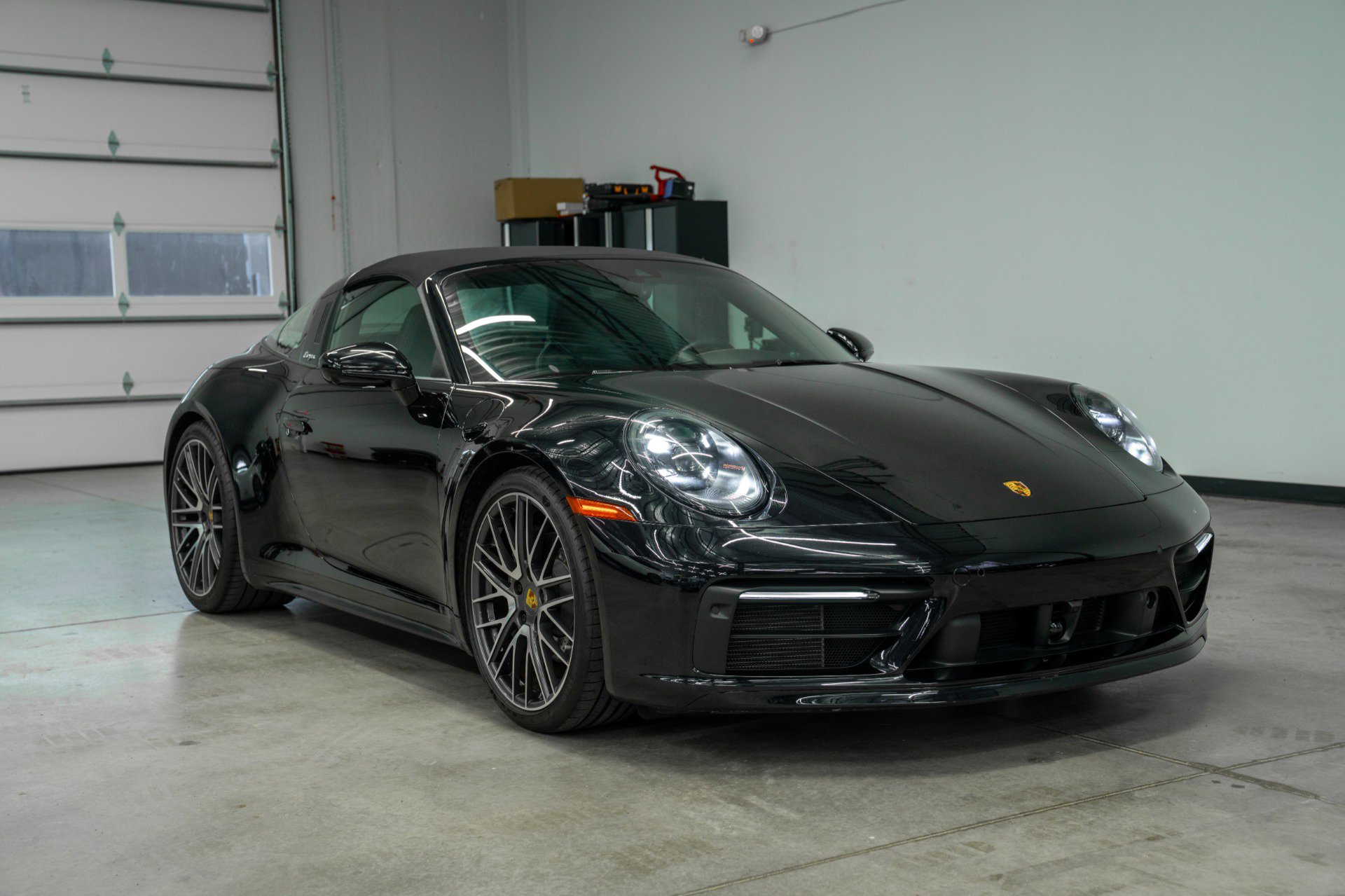 Used 2024 Porsche 911 Targa 4 w/ Sport Package AWD/4WD image 41