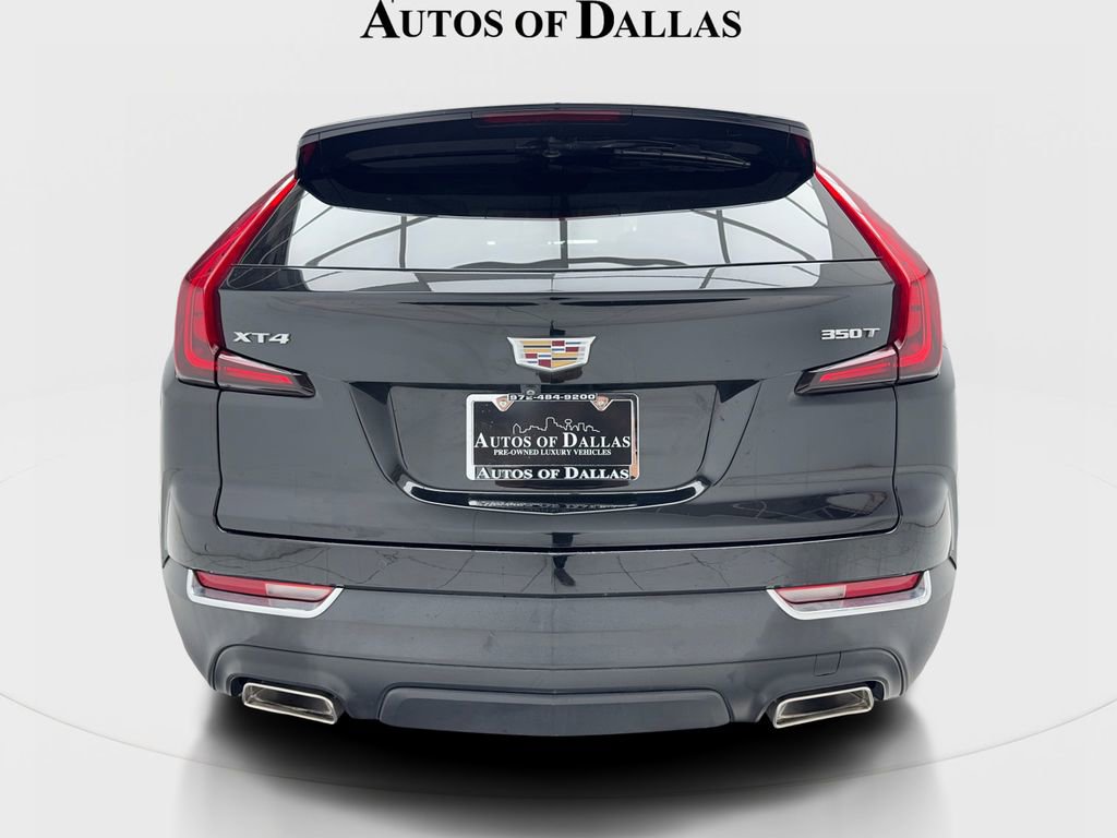 Used 2022 Cadillac XT4 Luxury w/ Cold Weather Package image 10