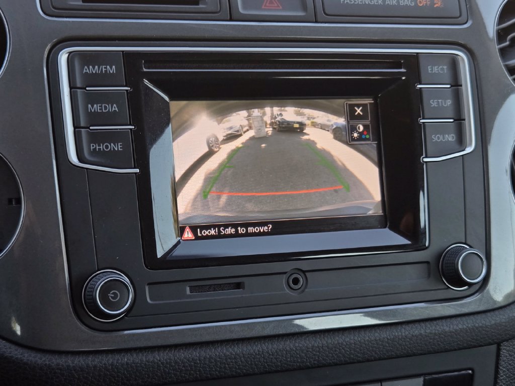 Used 2016 Volkswagen Tiguan S FWD image 17