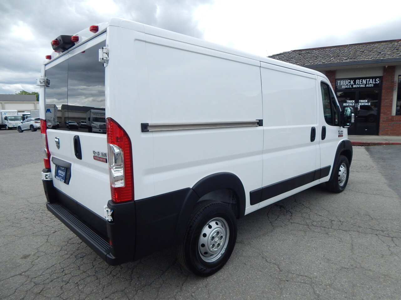 Used 2018 RAM ProMaster 1500 FWD image 4