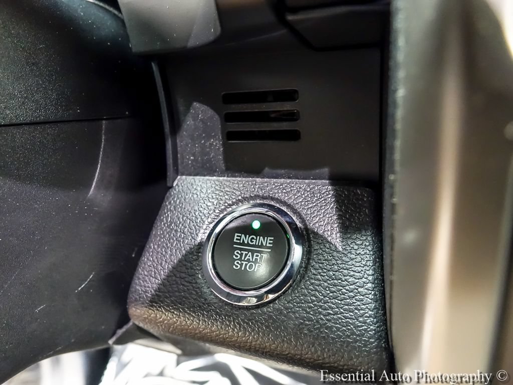 Used 2019 Ford F150 Lariat w/ Equipment Group 502A Luxury AWD/4WD image 14