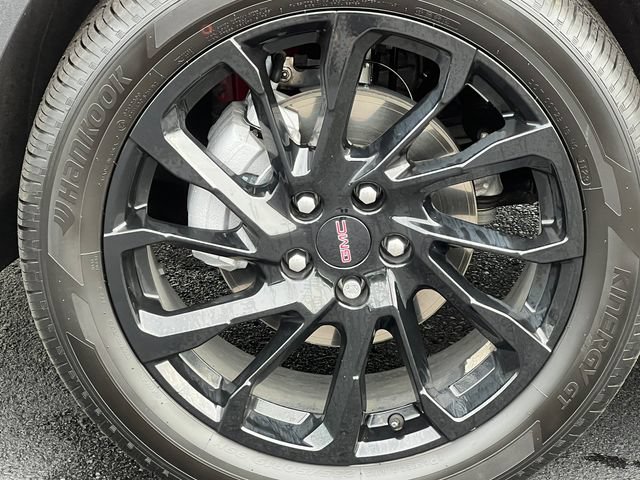 Used 2024 GMC Terrain SLT w/ Elevation Edition AWD/4WD image 7