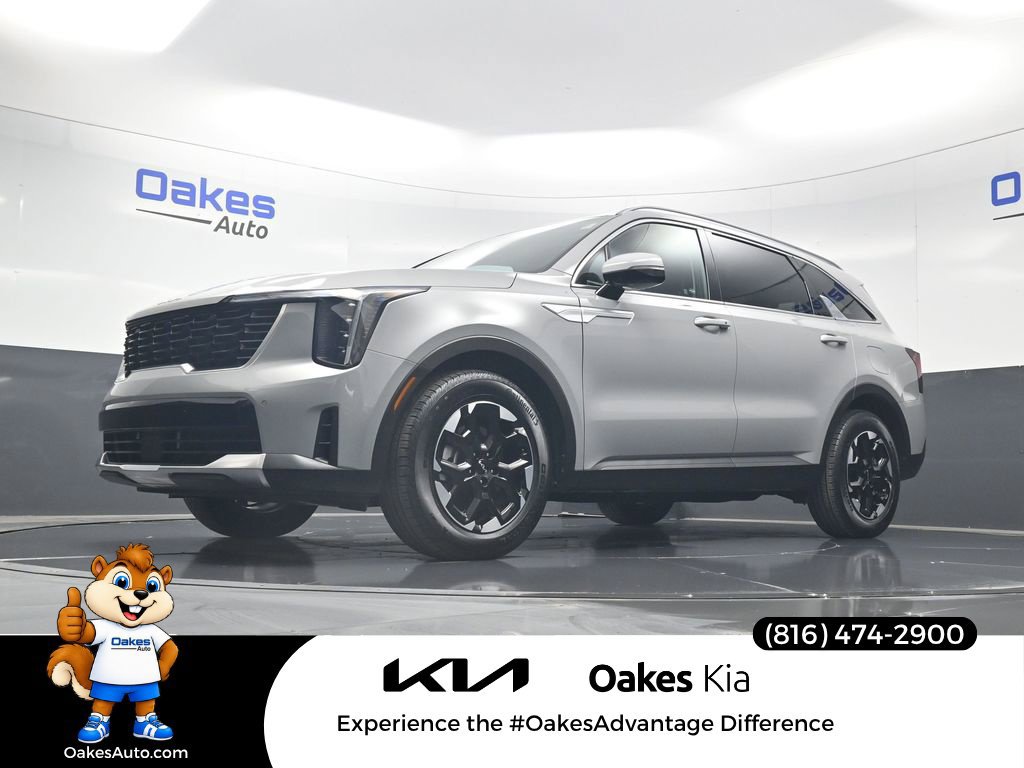 Certified 2026 Kia Sorento S w/ S Panoramic Sunroof Package FWD image 41