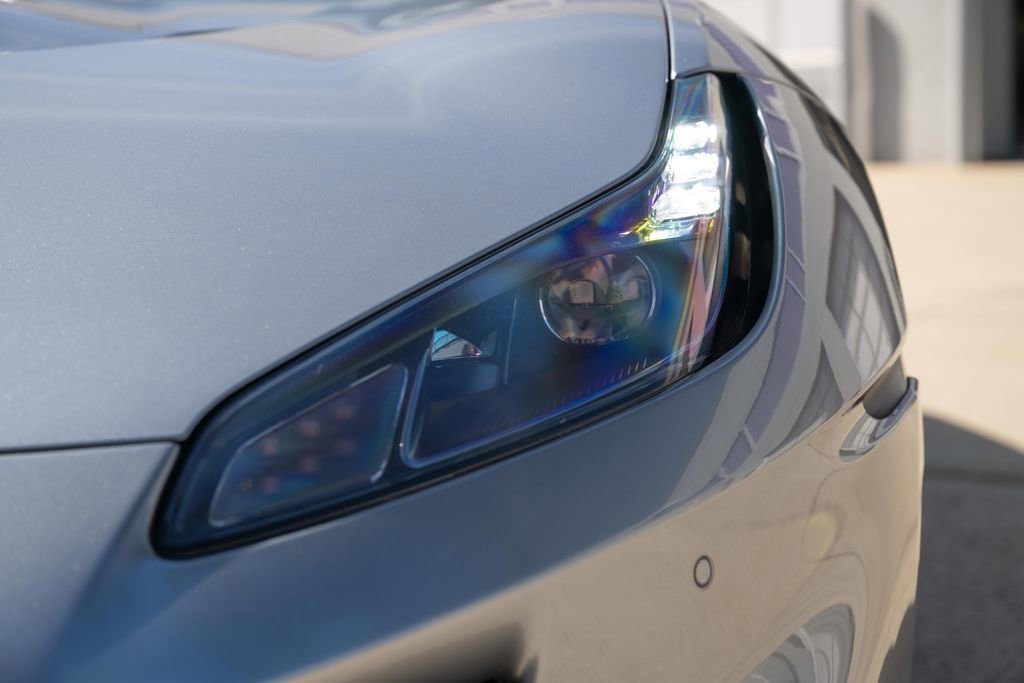 Certified 2022 Ferrari Portofino M image 17