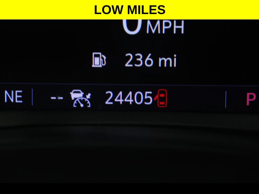 Certified 2024 Chevrolet Equinox LT FWD image 3