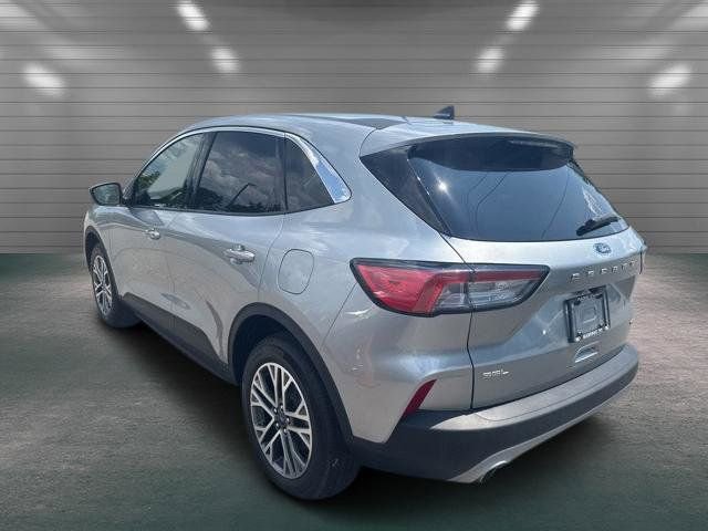 Certified 2022 Ford Escape SEL w/ Technology Package AWD/4WD image 5