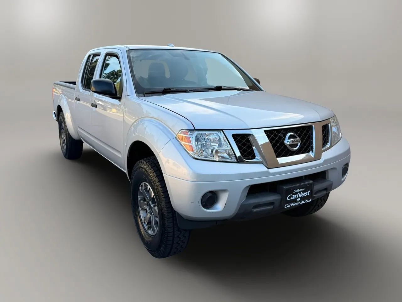 Used 2016 Nissan Frontier SV RWD image 3