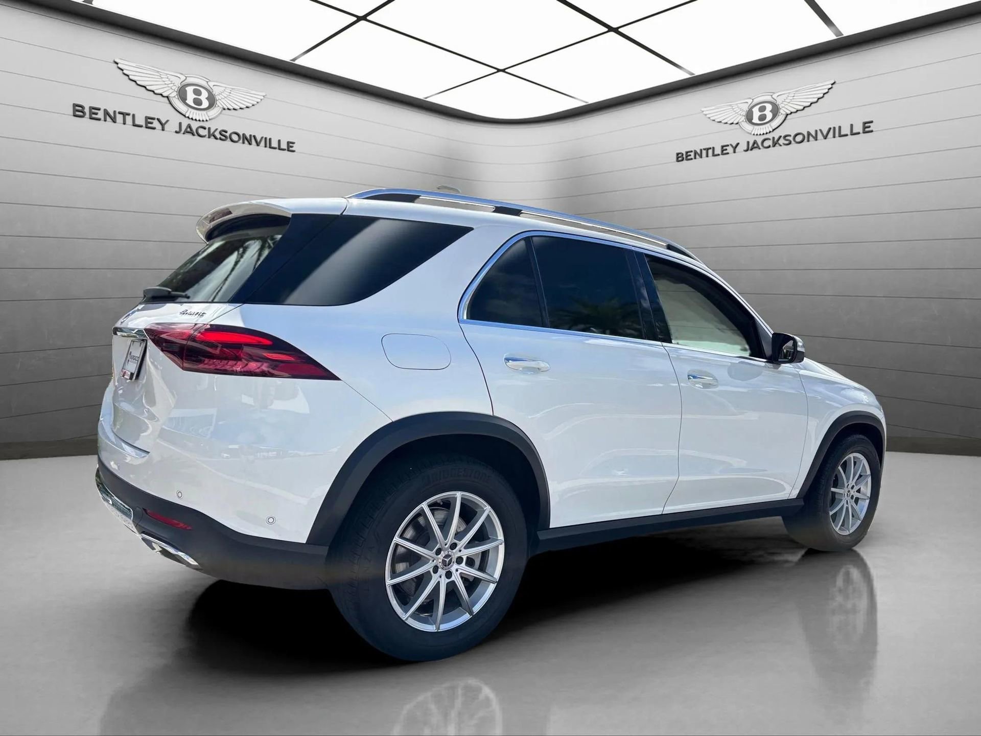 Used 2024 Mercedes-Benz GLE 450e 4MATIC image 23
