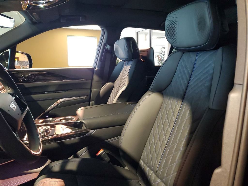 New 2025 Cadillac Escalade IQ Sport 1 image 11
