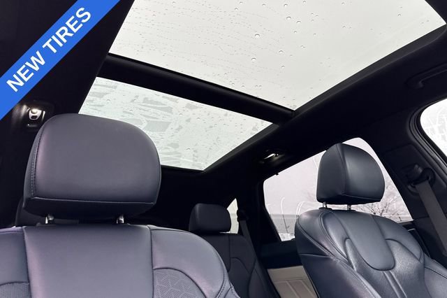 Certified 2023 Kia Sorento SX Prestige w/ Panoramic Sunroof Package image 23
