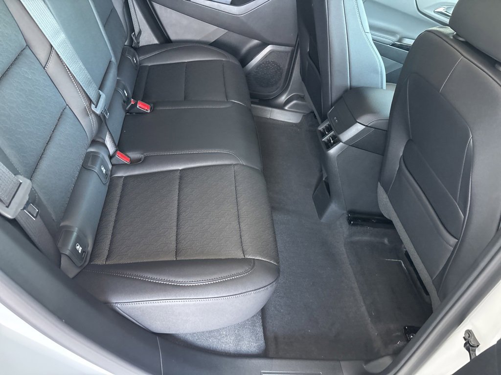 New 2026 Chevrolet Equinox LT w/ Convenience Package II image 26