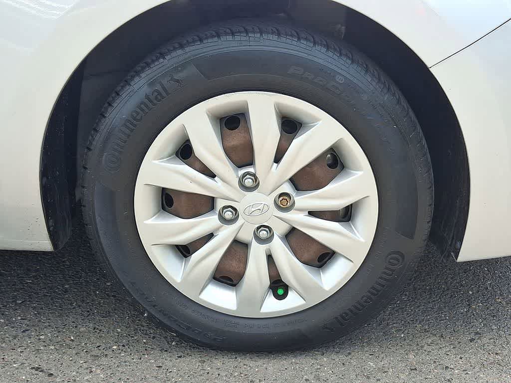 Used 2019 Hyundai Accent SE FWD image 26