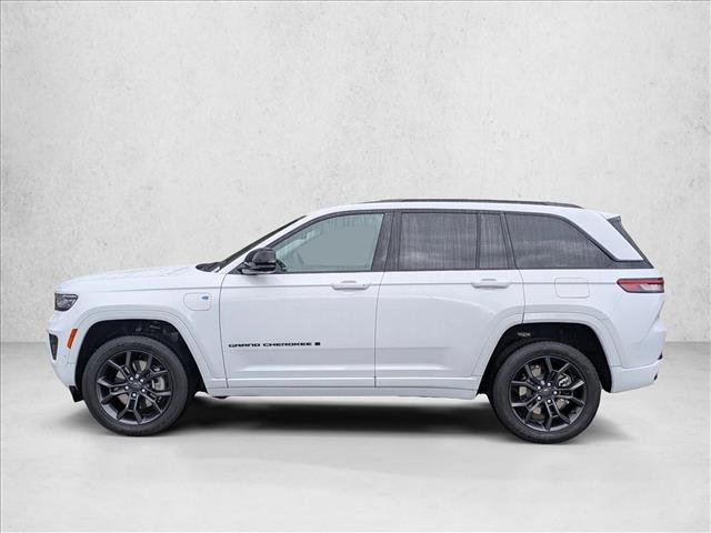 Used 2023 Jeep Grand Cherokee 30th Anniversary AWD/4WD image 9