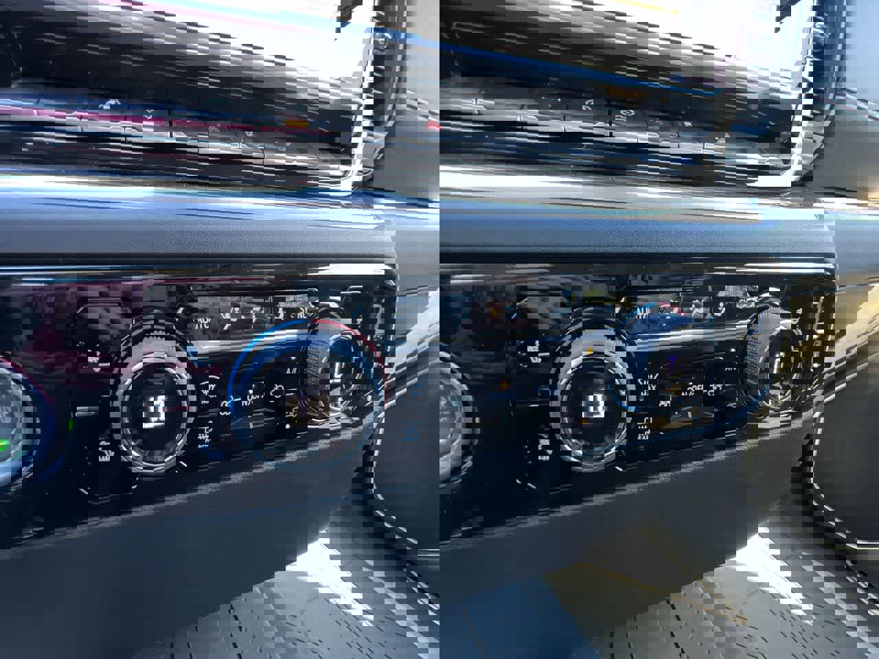 Used 2022 Chevrolet Silverado 1500 LT w/ Protection Package image 18