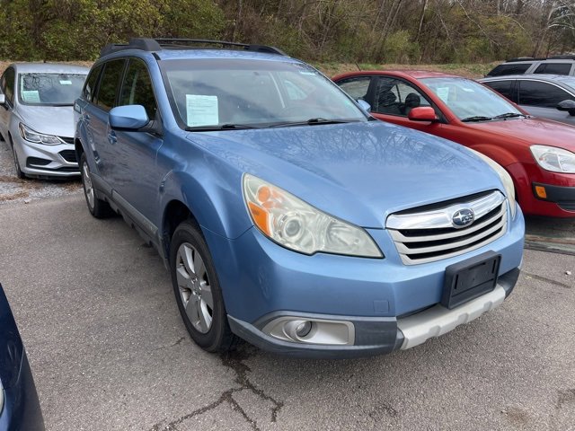 Used 2011 Subaru Outback 2.5i Limited image 2