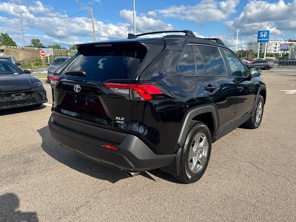 Used 2023 Toyota RAV4 XLE w/ Convenience Package AWD/4WD image 9