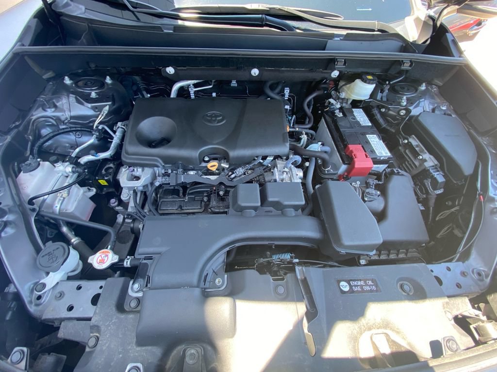 Used 2023 Toyota RAV4 LE AWD/4WD image 30