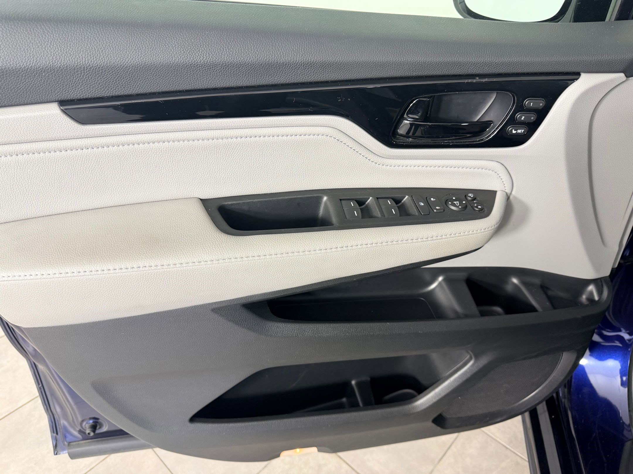 Used 2019 Honda Odyssey Elite image 12