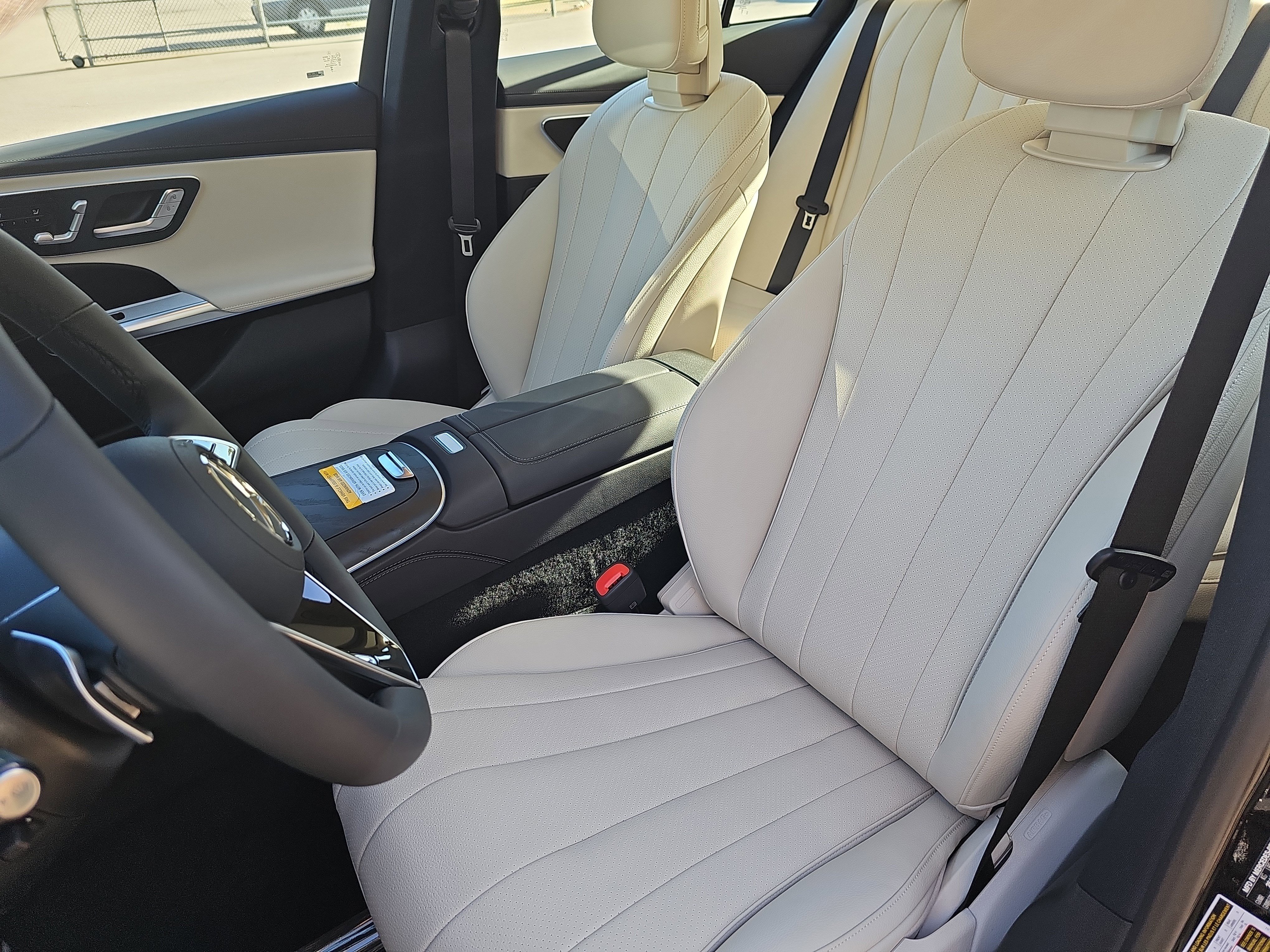 New 2026 Mercedes-Benz E 350 4MATIC Sedan image 15