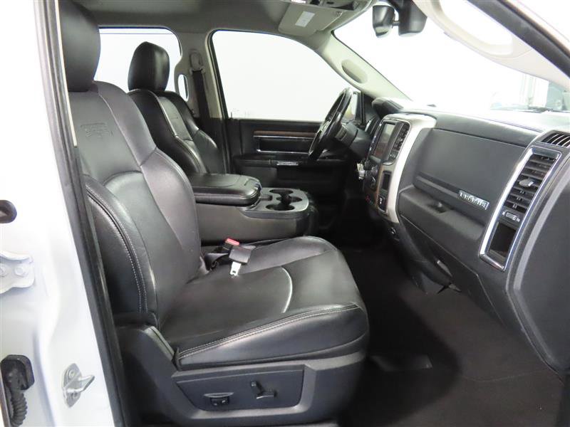 Used 2017 RAM 1500 Laramie image 31