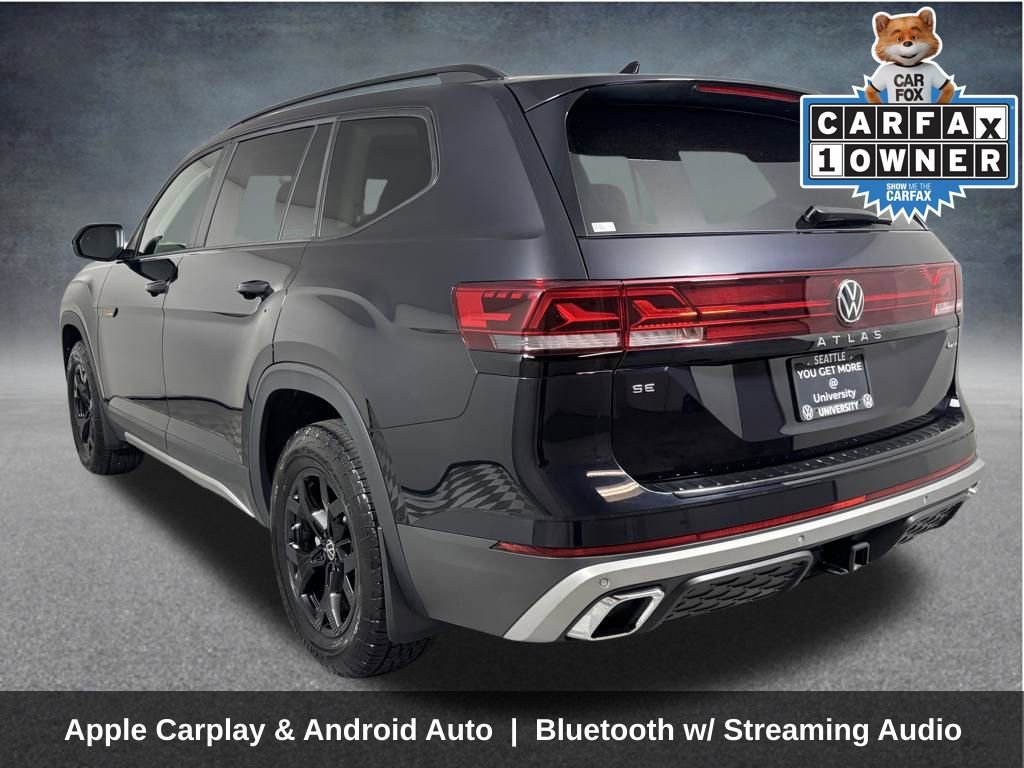 Used 2025 Volkswagen Atlas Peak Edition SE image 6