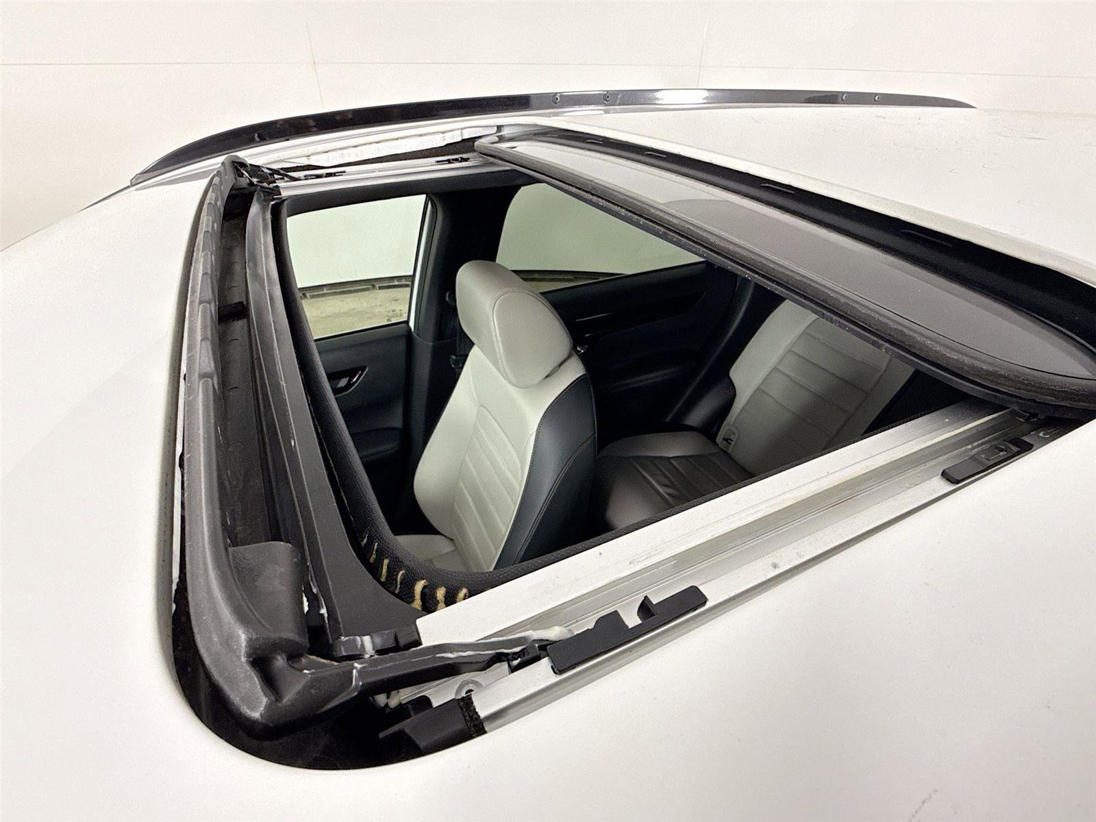 Used 2023 Honda CR-V Sport Touring image 24