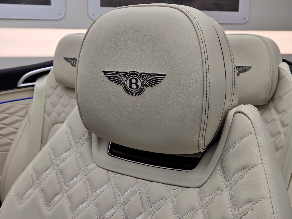 New 2026 Bentley Continental GT Azure AWD/4WD image 28